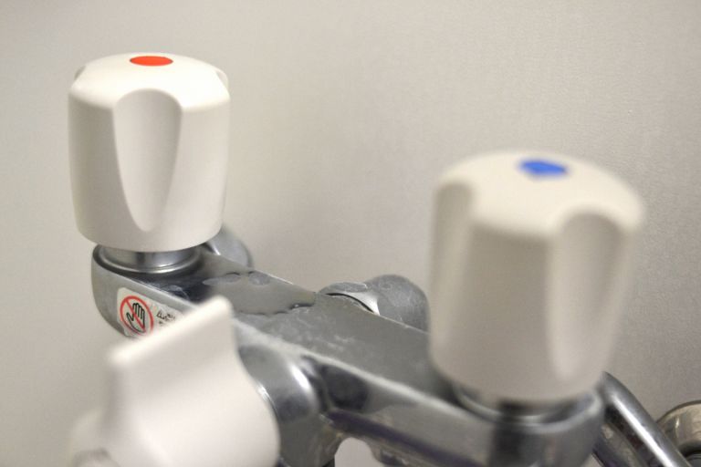 知られざる浄水器の真実安全で美味しい水を手に入れる秘訣